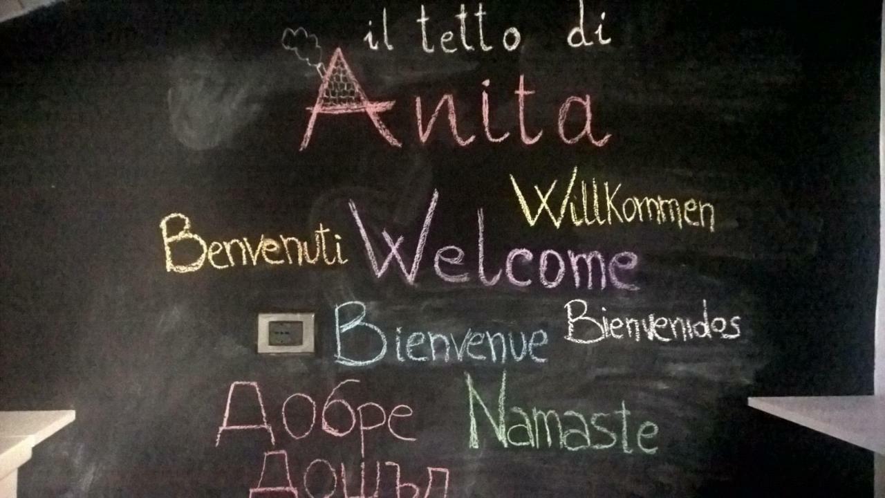 B&B Il Tetto Di Anita Gavi Exterior photo